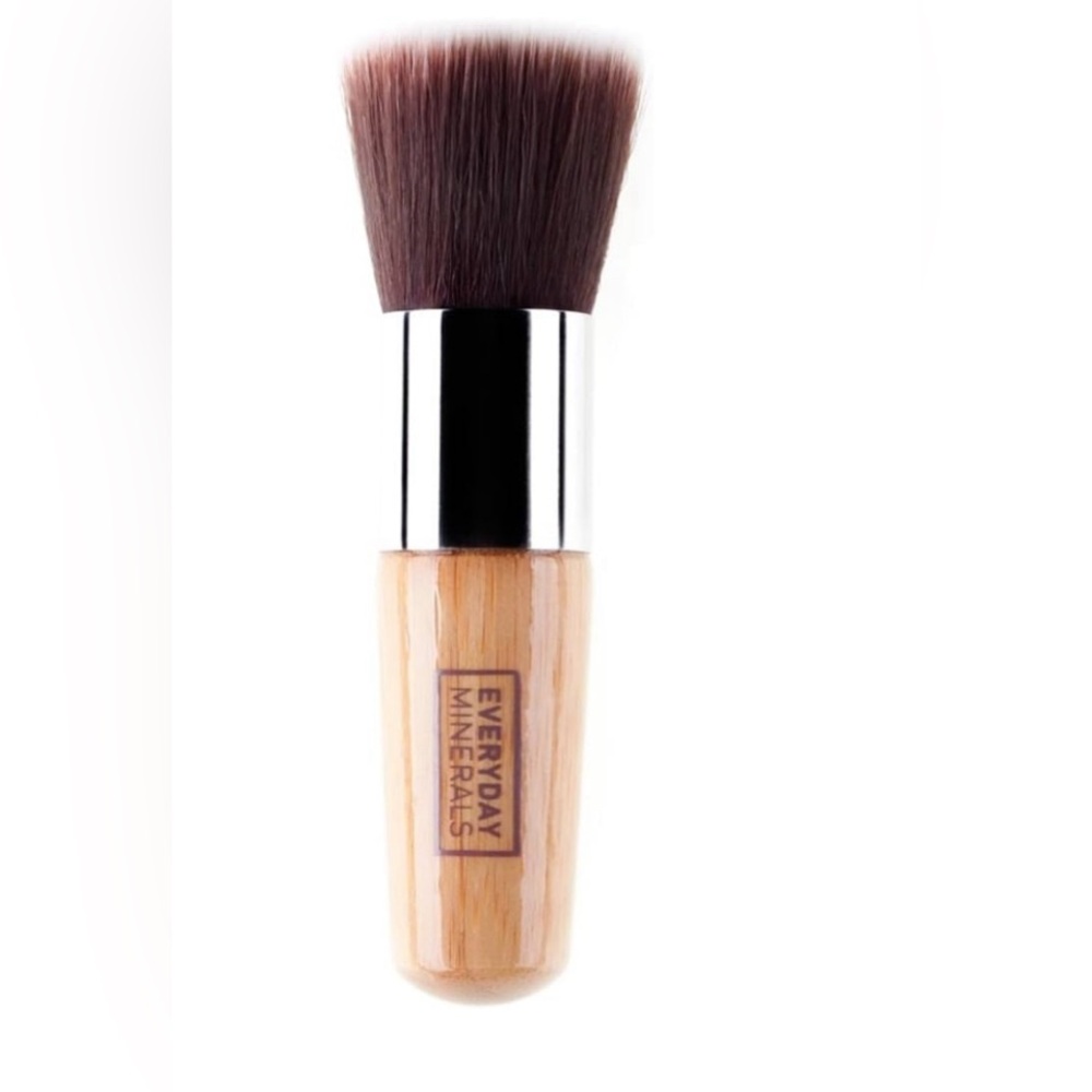 Everyday Minerals Flat Top Brush NEW